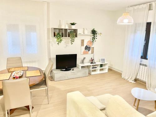 La Corredoria y Ventanielles Apartamento | General Elorza Centro. PARKING incluido