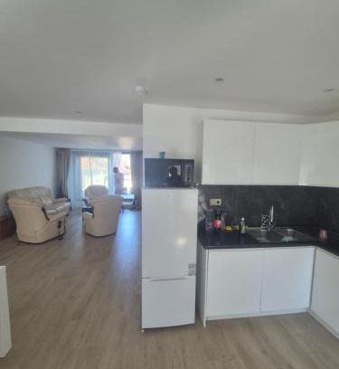 Postel Apartamento | Genius BNB Buyl 2BR Terrace Near City Center Brussels