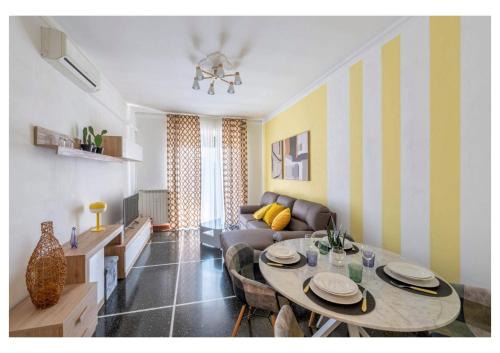 Pra' Apartamento | Genova Holidays House Erma - Parcheggio Privato e Wi-Fi - AC