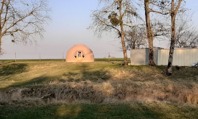 Oucques Cabaña | Geodesic bubble