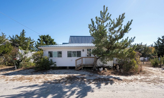 Broadkill Beach Casa | Georgia Avenue - bay block in Broadkill Beach!