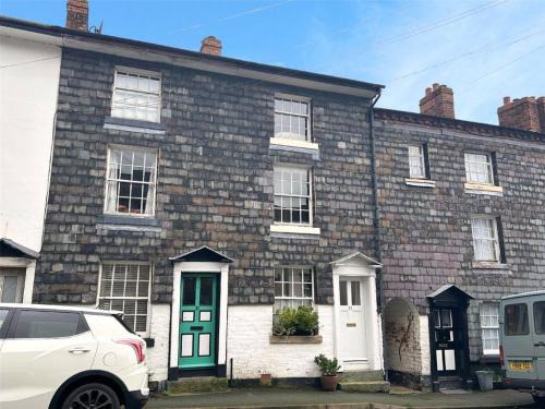 Newtown Casa | Georgian Terrace Town House in Mid Wales