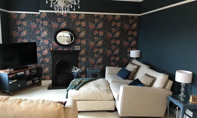 Whitby Apartamento | GEORGIAN TOWNHOUSE APARTMENT: LARGE ONE BEDROOM WITH PARKING IN CENTRAL WHITBY