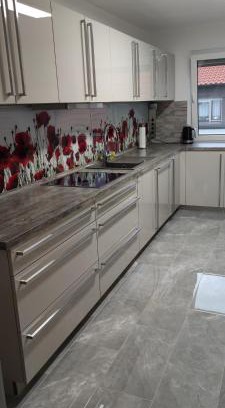 Muersbach Apartamento | geräumige 4 Zimmer Wohnung mit Balkon