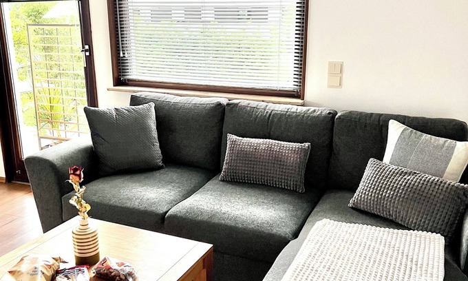 Altensteig Apartamento | Geräumige Ferienwohnung im Nordschwarzwald