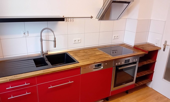 Oberasbach Apartamento | Geräumige Fewo Nahe Nürnberg