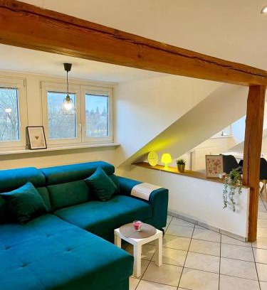 Zirndorf Apartamento | Geräumige Unterkunft für Familien und Gruppen, mitten in Zirndorf, für 8 Personen