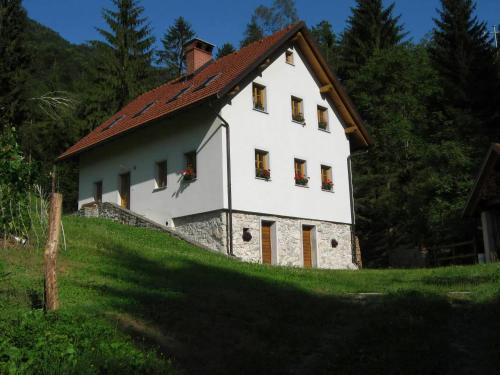Tolmin Casa | Geräumiges Ferienhaus Inmitten Der Natur