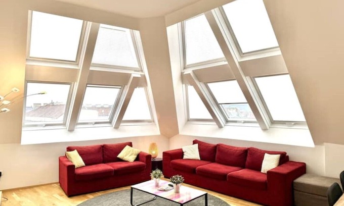 Favoriten Apartamento | Geräumiges Penthouse in Favoriten