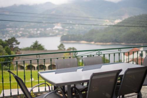 Terras de Bouro Apartamento | Gerês Country Stays- FLOR - Comfort and tranquility with a stunning view