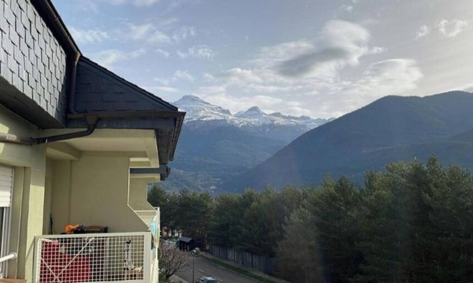 Villanua Apartamento | Ático Dúplex Alemar
