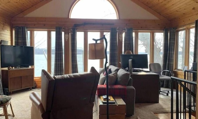 Elysian Casa | German lake Family Adventures