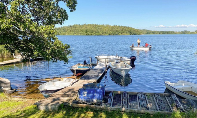 Huskvarna Apartamento | Get a breath of fresh sea air at lake Landsjön