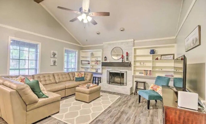 Flowood Casa | Getaway Near the Reservoir Fisherman Welcome!