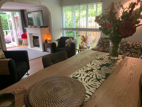 Hattemerbroek Otro | Gezellige ruime Cottage, privé, 2 slaapkamers, hond welkom!