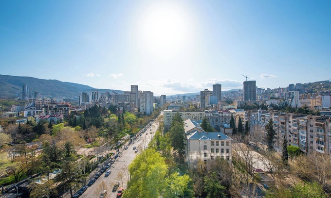 Saburtalo Apartamento | GG Home – Cozy 1BR Apartment with City View