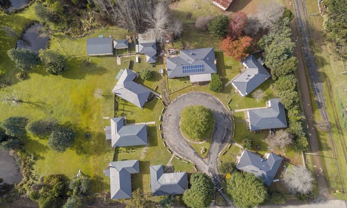 Maydena Cabaña | Giants Table and Cottages