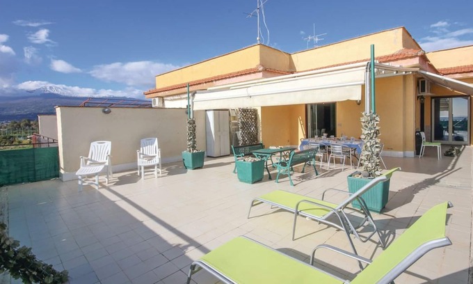 Chianchitta-Pallio Apartamento | Giardini Naxos: Apartment/ flat - Giardini-naxos
