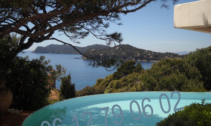 Giens Villa | Giens, villa frente al mar, orientación sur oeste, dominio privado, jardinero, tenis