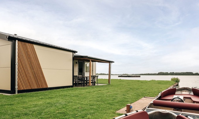 Zuideinde Chalet De Esquí | Accogliente chalet con aria condizionata e sloop