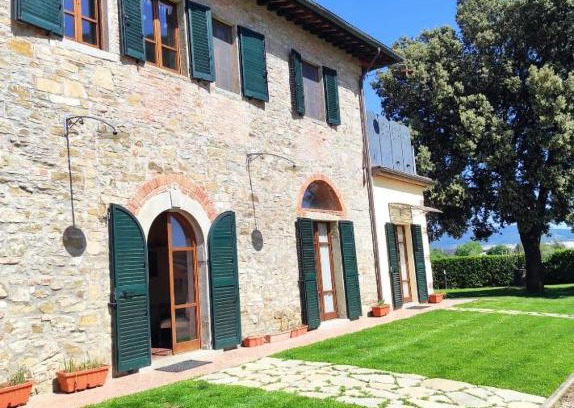 Le Piazze Apartamento | Giglio Dorato