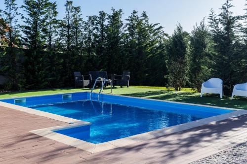 Canidelo Casa | GIL LOVE - Luxurious V5 w Pool by LovelyStay