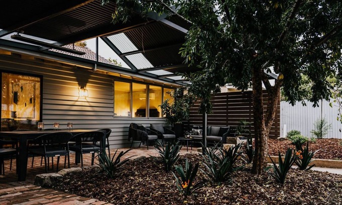 Maryborough Casa | Gilbert by Whiskey June, Luxury accomodation in Maryborough