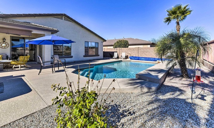 Seville Casa | Gilbert Country Club Home w/ Private Pool!