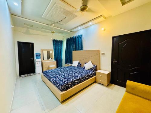 Multan Apartamento | Gill House