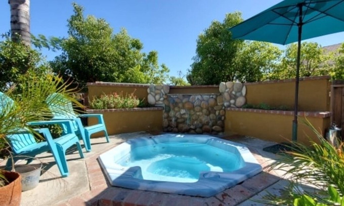 Temecula Casa | Paraíso tropical con spa, cascadas, mini golf, pozo de fuego Bon, toneladas de juegos