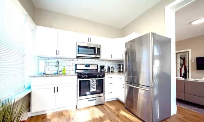 Wilmington Apartamento | Gilpin Grand - Renovated Space In Trolley Square 1 Bedroom Apts by RedAwning