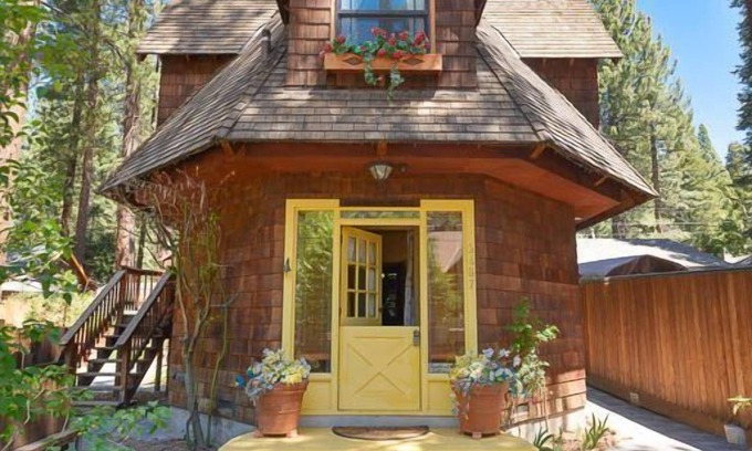 Kings Beach Cabina | Gingerbread Cottage en Lower Kings Beach!