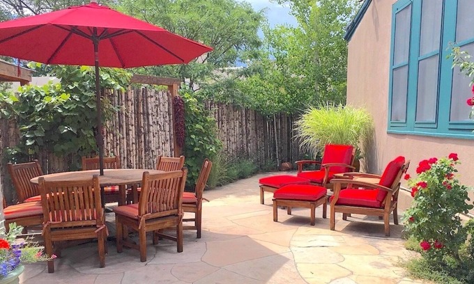 Historic Eastside Casa | Girlfriends Get-Away & Family ... 2 Blks To Wine, Dine, Shop, Plaza, Canyon