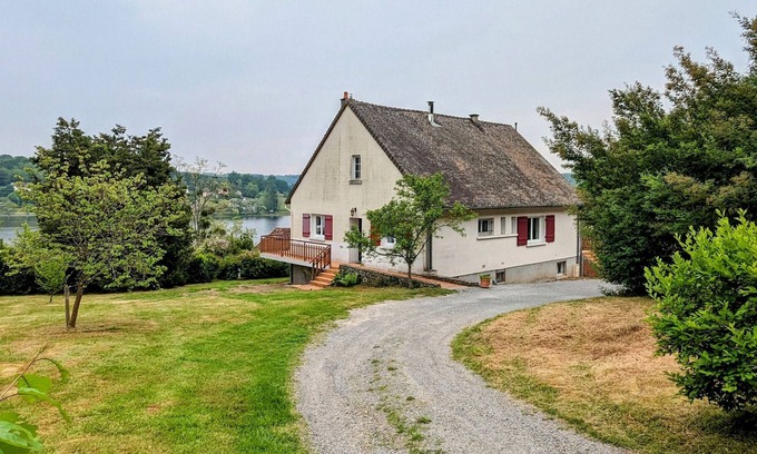 Eguzon-Chantome Cabaña | Gite Éguzon-Chantôme, 2 bedrooms, 6 persons