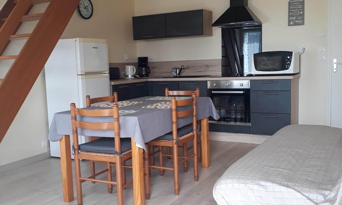 Plerin Casa | Casa rural, a 10 minutos de la playa de Rosaires, 4 personas