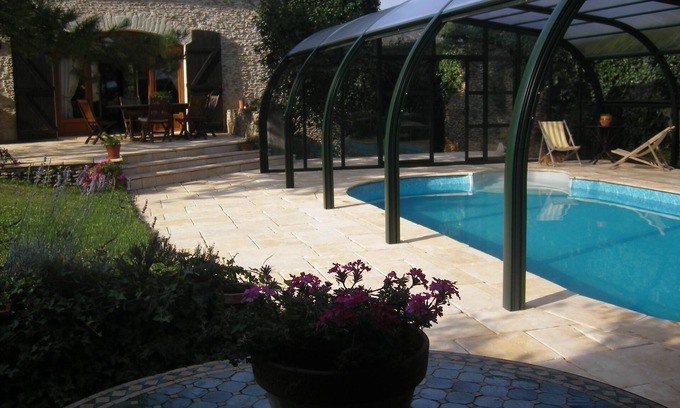 Thurageau Casa | Gîte 20 minutes from the FUTUROSCOPE, with COVERED SWIMMING POOL, SPA and SAUNA