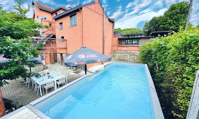 Sart-lez-Spa Casa | Gite at Lac de Warfa with a pool and a spa