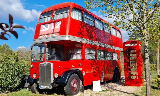 Rocbaron Otro | Gite au bus anglais