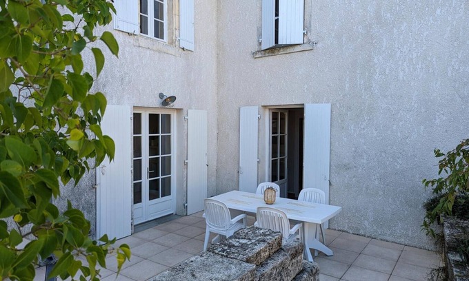 Baignes-Sainte-Radegonde Cabaña | Casa rural Baignes-Sainte-Radegonde, 4 dormitorios, 7 personas
