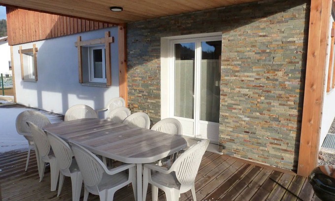 Barbey-Seroux Cabaña | Gite Barbey-Seroux, 5 bedrooms, 12 persons