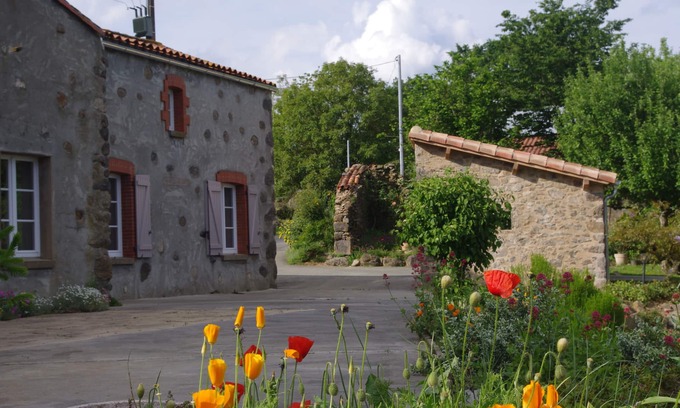 Pouzauges Casa | Gite bocage Vendéen: a 15 km de Puy du Fou, cerca de la naturaleza