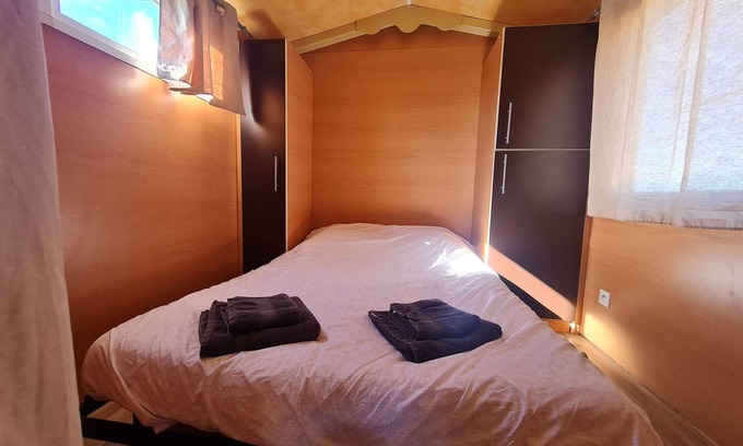 Burthecourt-aux-Chenes Cabaña | Gite Burthecourt-aux-Chênes, 1 bedroom, 4 persons