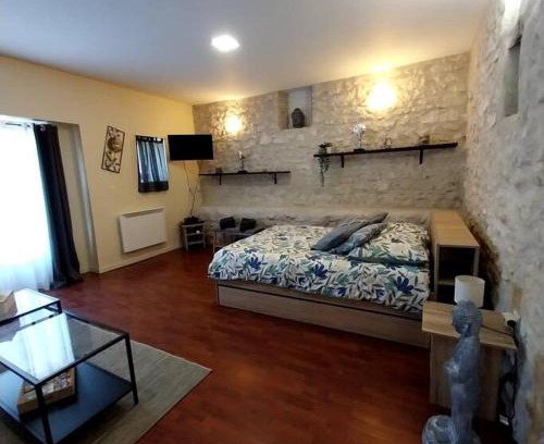 Poigny Casa | Gite dans une ancienne corps de ferme D