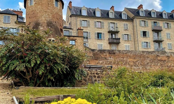 Flore Casa | Gite de la Rivière en Ville Proche Pole du Cheval