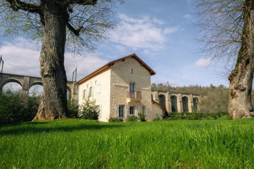 Plombiees-Les-Dijon Casa | Gite Domaine de Neuvon 4pers