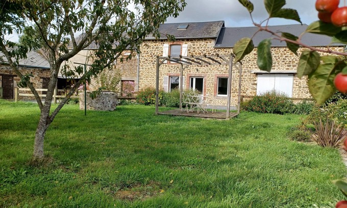 Bacilly Casa | GITE du LERRE in the Bay of Mont Saint Michel,