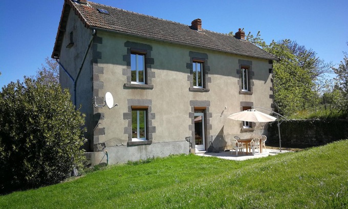 Manzat Casa | Gite du Montel, al norte del parque natural de los volcanes de Auvernia