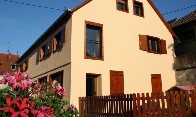 Eguisheim Cabaña | Gite Eguisheim, 2 bedrooms, 4 persons