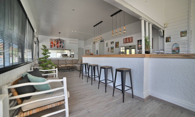 Ronce-les-Bains Casa | Gîte for 2 to 12 people shops and beach within walking distance