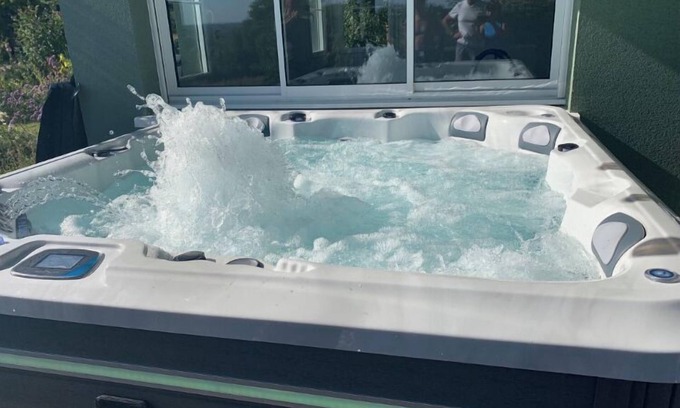 Touques Cabaña | Gîte for 2personnes with private terrace and jacuzzi deauville-Touques
